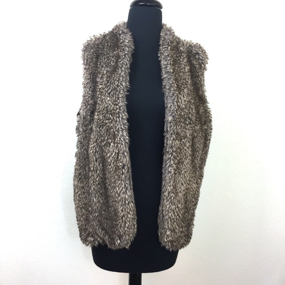 Sebby Jackets & Blazers - ↓ $27 Sebby Faux Fur Vest Size L